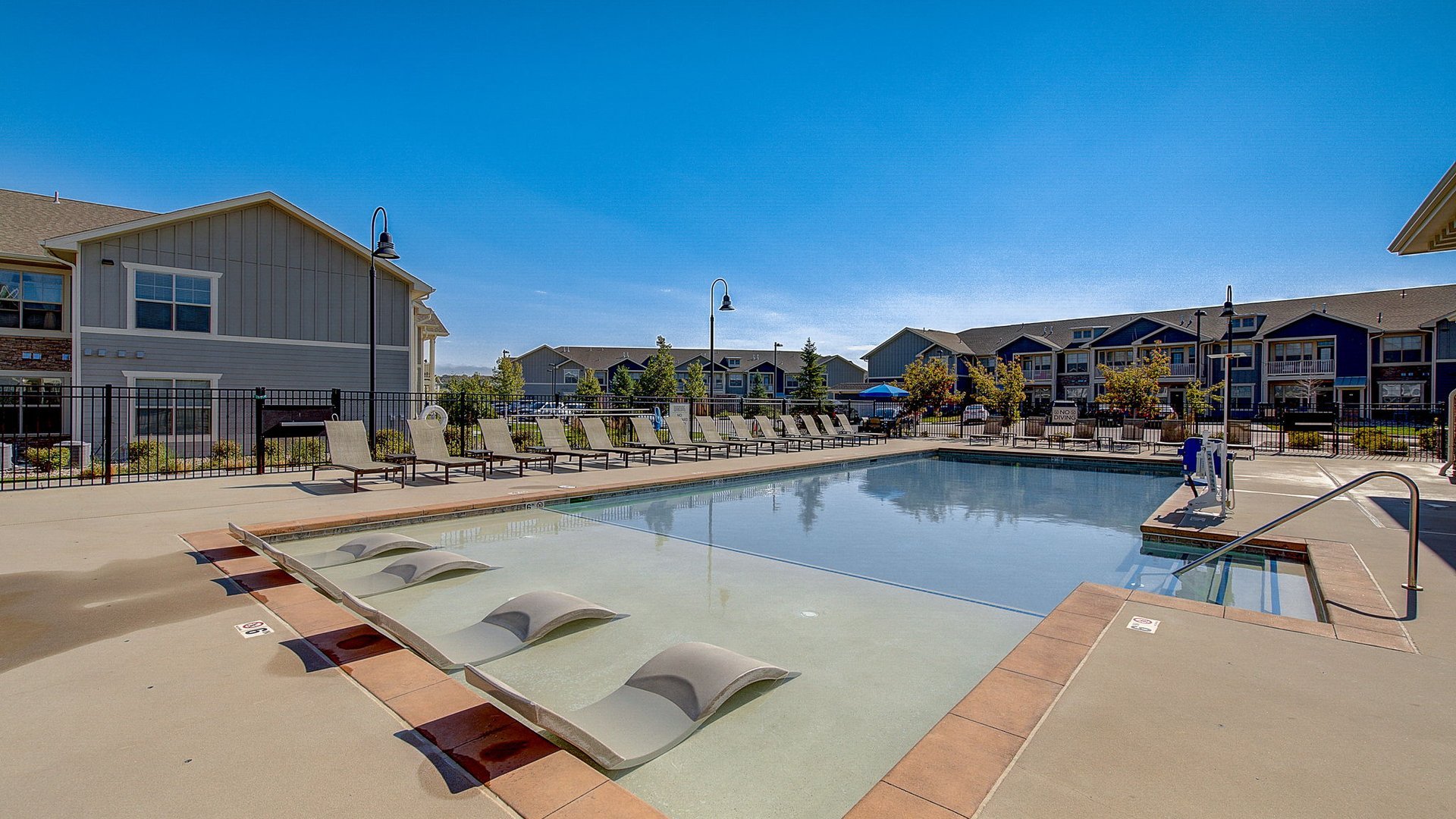 Photos of Springs at Allison Valley in Colorado Springs, CO